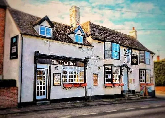 The Royal Oak Hotel Bredon