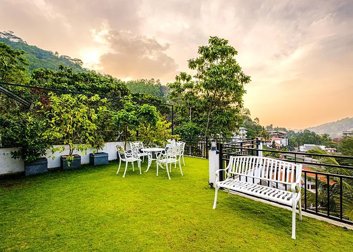 Queens mount Ridge Kandy