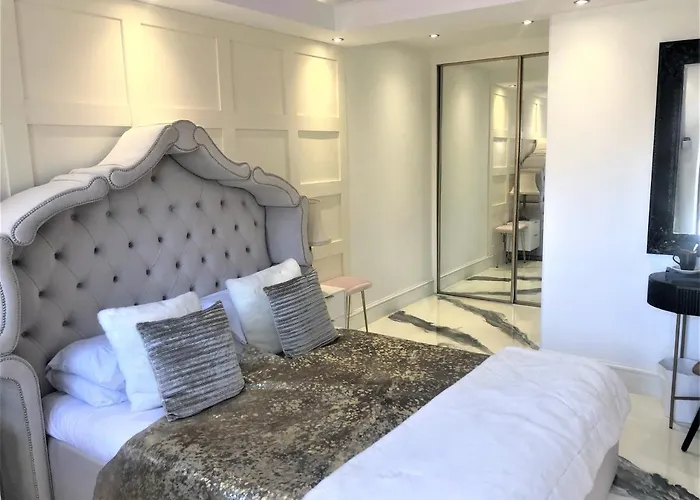 The Great House Hotel