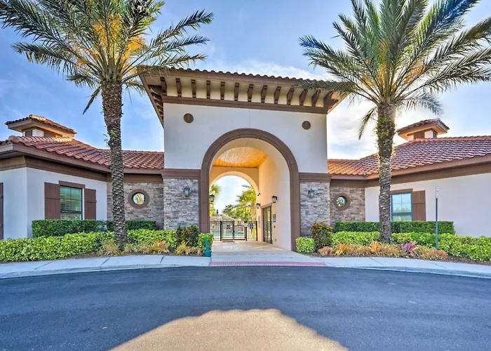 5 Bedroom Private Pool Home 15 Min To Disney World, Davenport