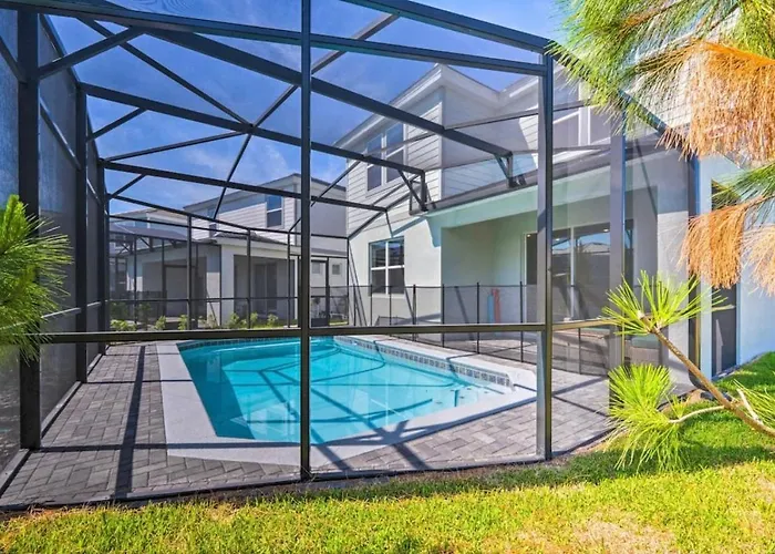 5 Bedroom Private Pool Home 15 Min To Disney World, Davenport