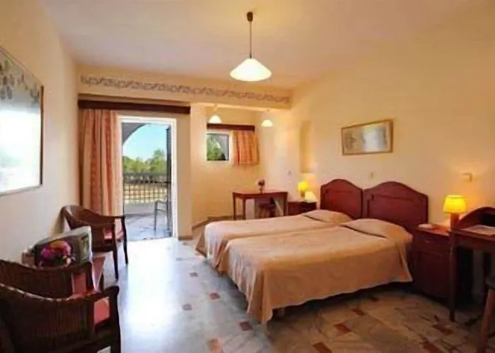 Ilaria Hotel Kalamákion