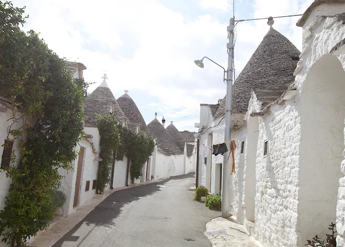 Trulli E Puglia Resort Alberobello