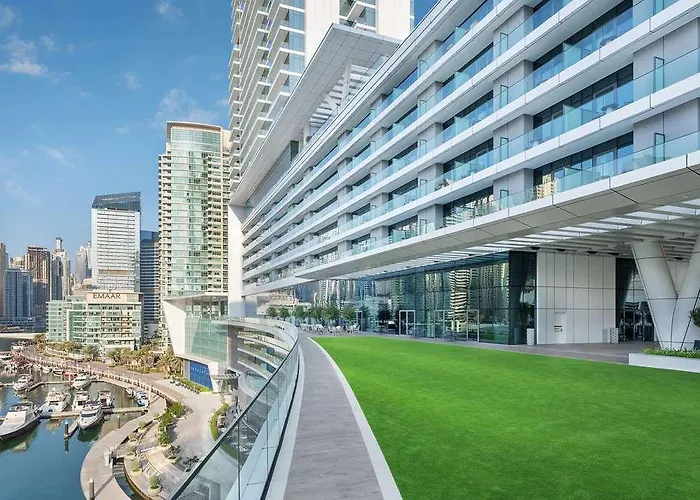 Vida Dubai Marina Yacht Club