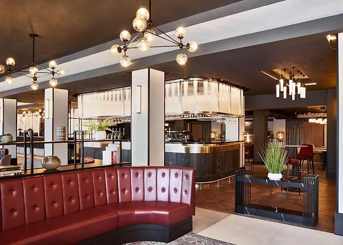 Radisson Red London Heathrow