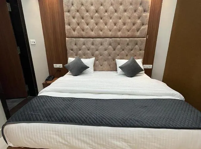 Vishwanath Inn Varanasi