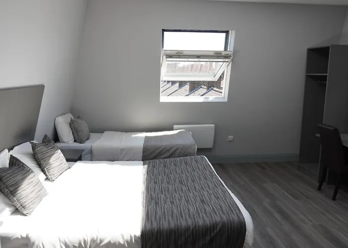 Roshni Hotel Southall