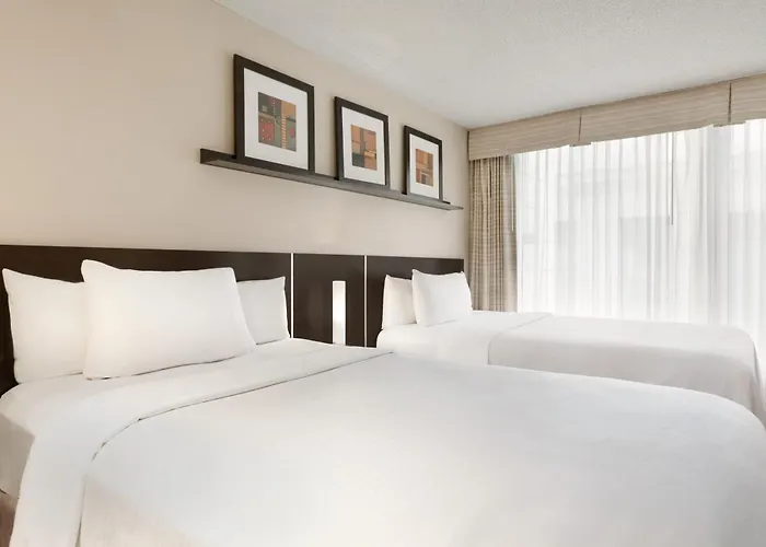 Embassy Suites By Hilton - Montréal