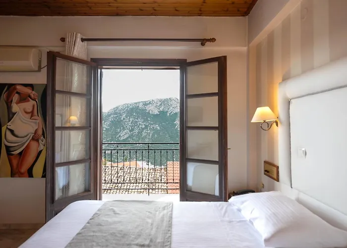Kouros Hotel