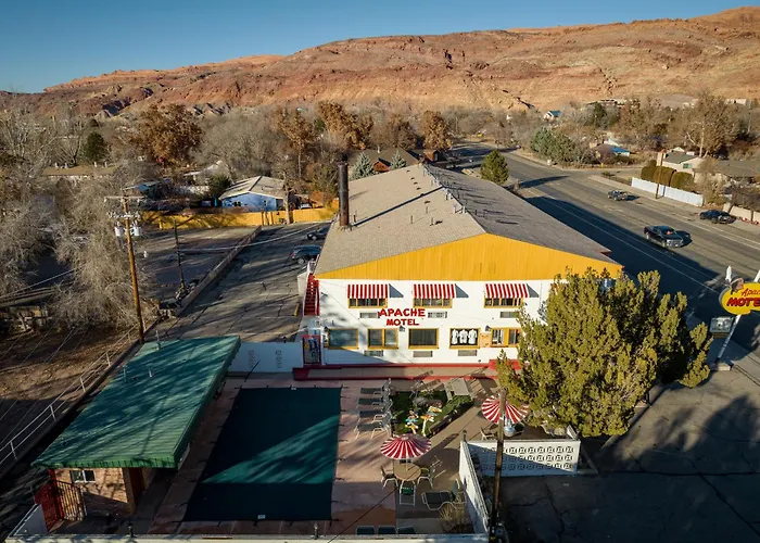 Apache Motel