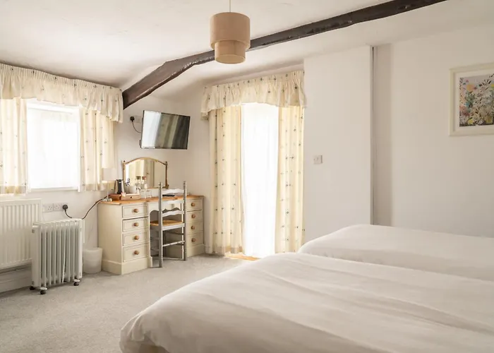 The Lordleaze Hotel And Restaurant Chard