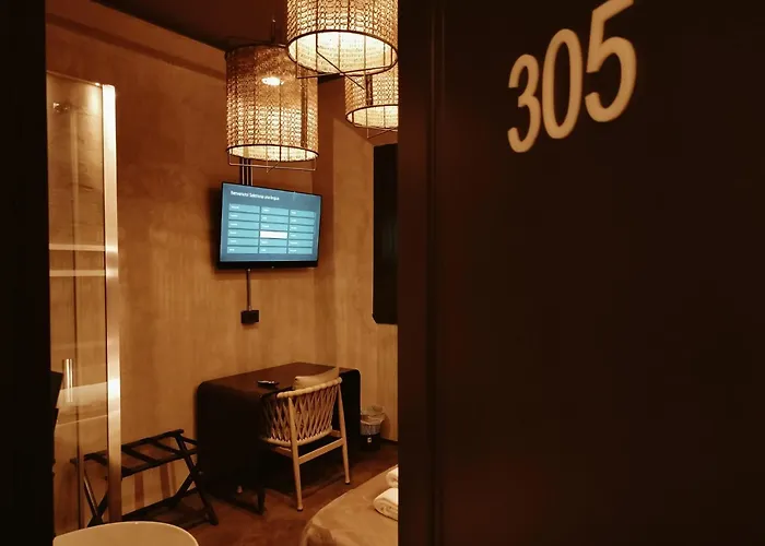 Hotel & Hostel 7 Firenze
