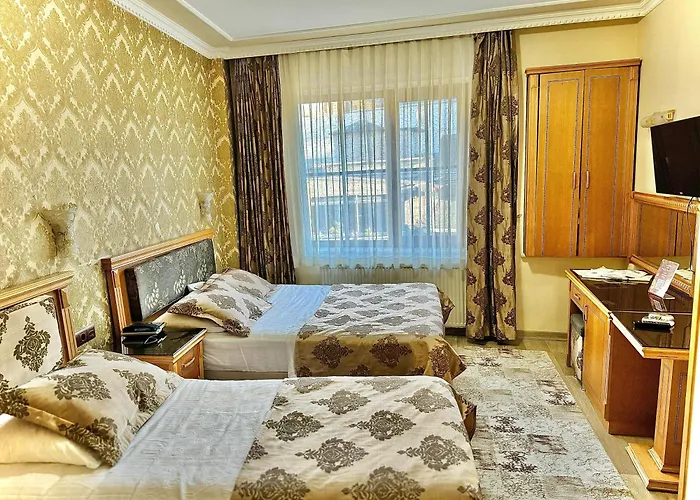 Grand Papirus Hotel