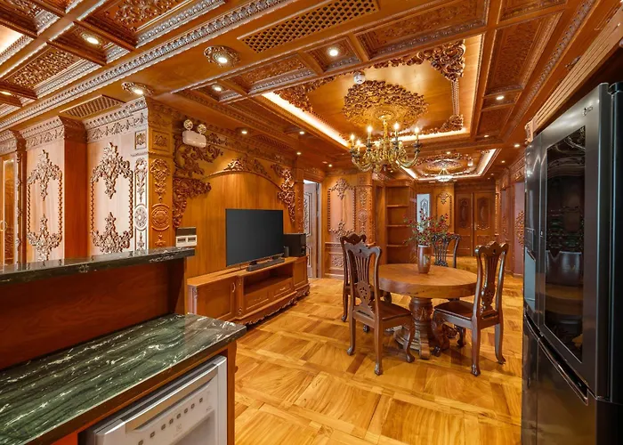 Monalisa Luxury Hotel Da Nang