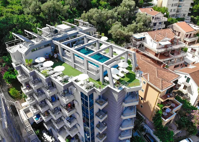 Hotel La mer Budva