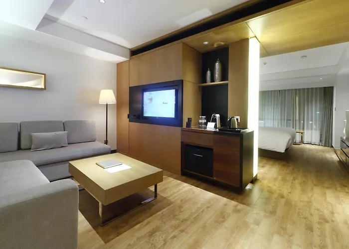 Langham Place, Ningbo Culture Plaza