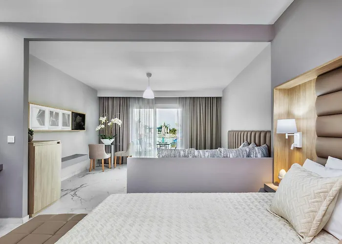 Anna Family Aparthotel Pefkochori
