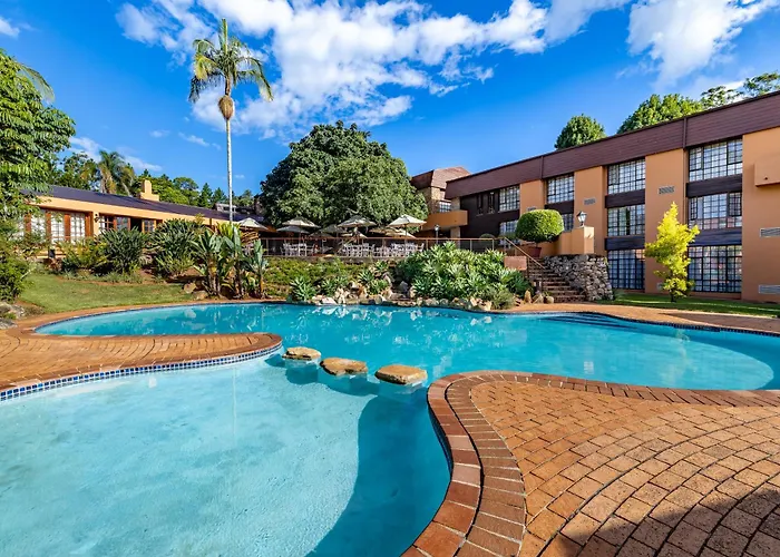 African Sky Hotels - Pine Lake Inn White River