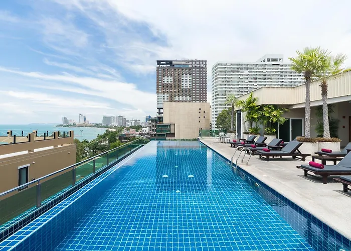 Sea Me Spring Too Hotel Pattaya