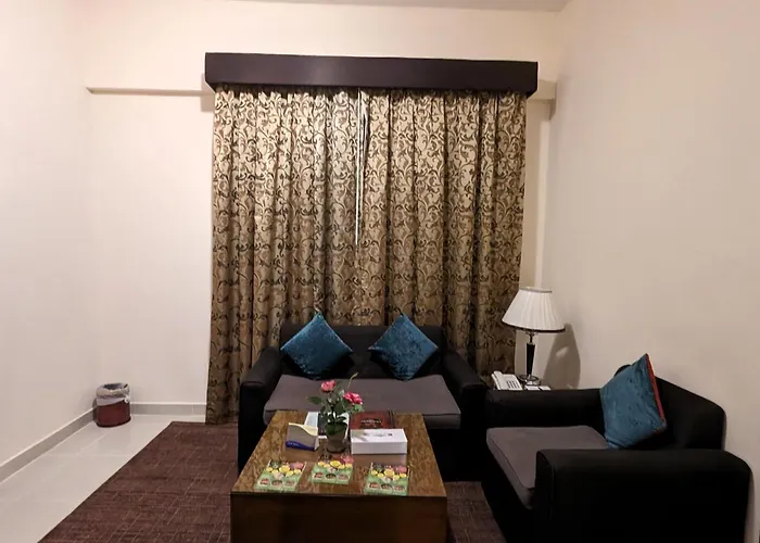 City Tower Hotel Fuyaira