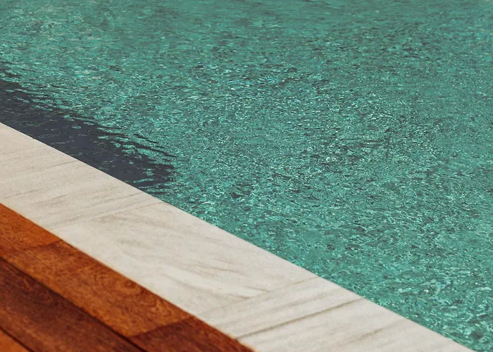 Regency Boutique Hotel Holiday Suites