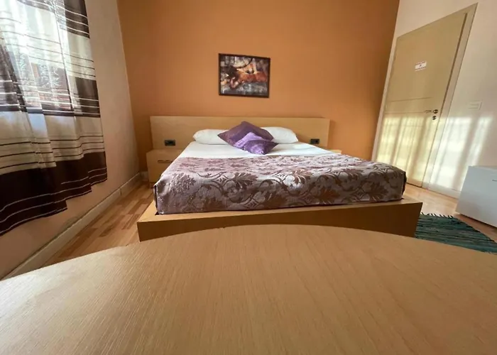 Hotel Algo Tirana