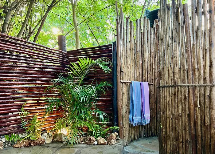 Rock And Sea Resort