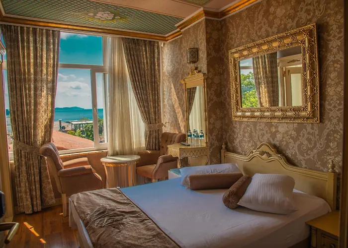 Kaftan Hotel