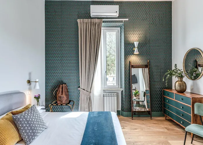 Tree Charme Trilussa Bed and Breakfast Rome