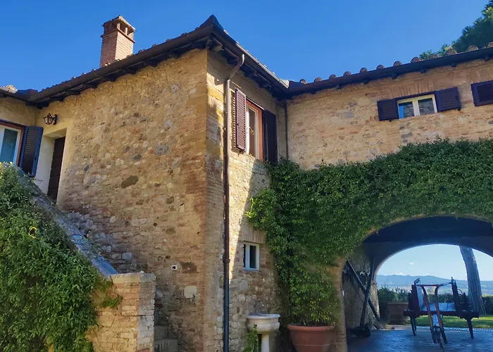 Borgo La Torre Alle Tolfe Sienne