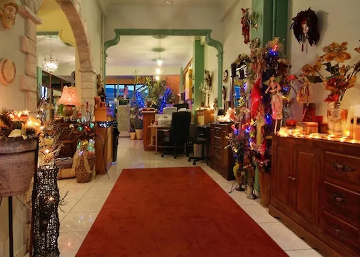Hotel Varonos