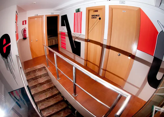 Be Ramblas Guest House