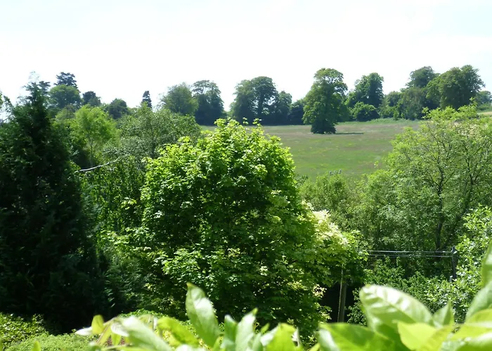 Diamond Hill Country House