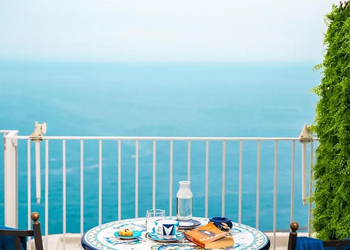 La Divina Amalfi Coast Bed and Breakfast Praiano