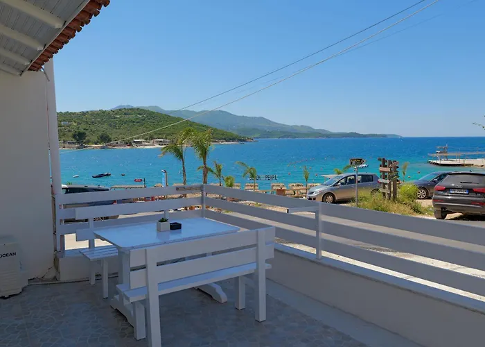Livia'S Guesthouse Ksamil