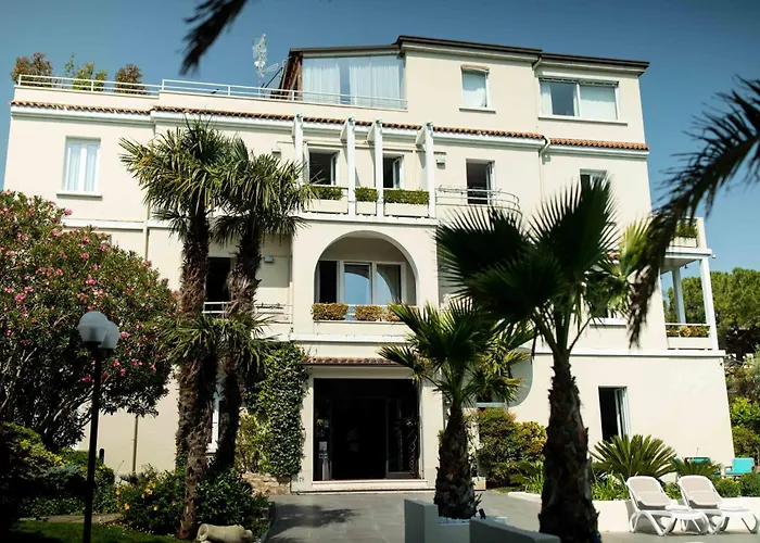 Hotel Benaco Desenzano del Garda