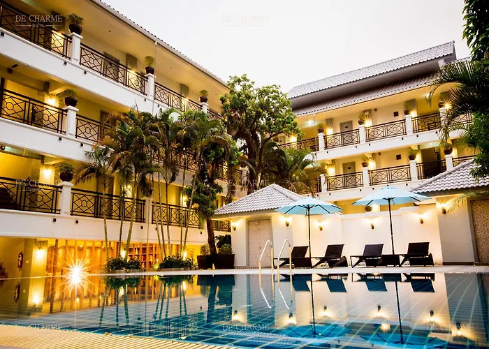 Decharme Hotel-SHA PLUS Certified