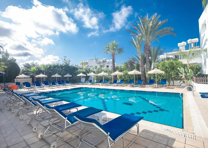 Pavlinia Hotel & Apartments Ayía Nápa