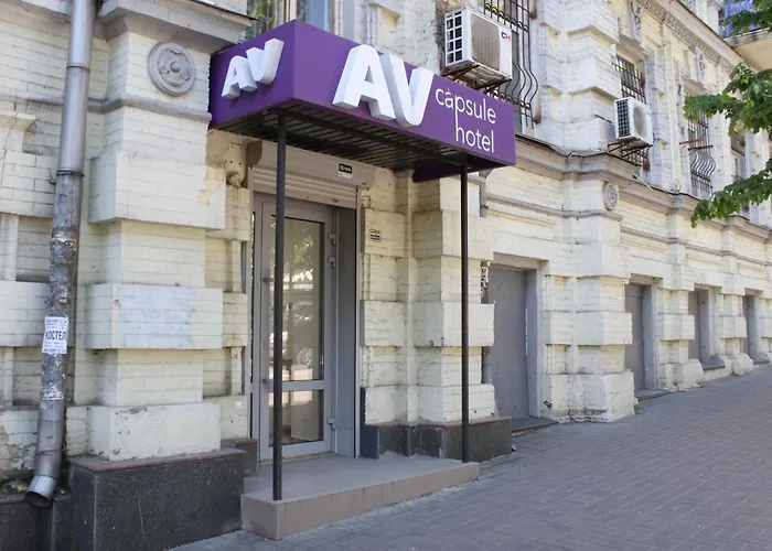 Av-3 Capsule Hotel