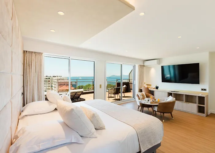 Hôtel Hélios Juan-les-Pins