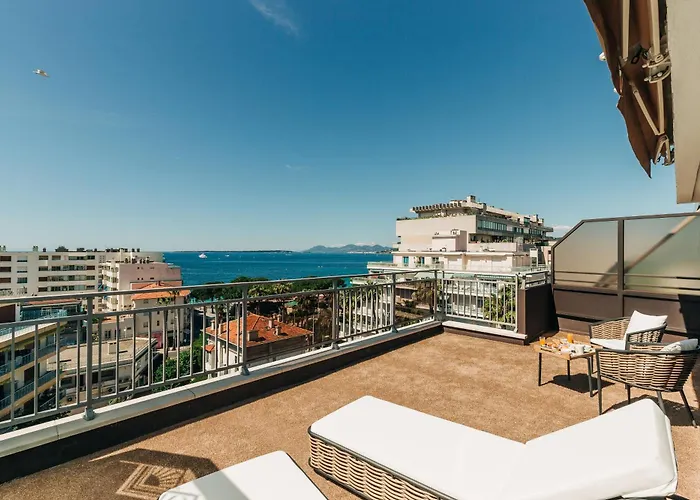 Hôtel Hélios Juan-les-Pins