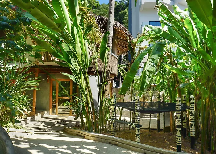 Terra Sancta Boutique Resort El Nido