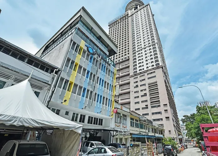 Oyo 91009 One Enigma Hotel