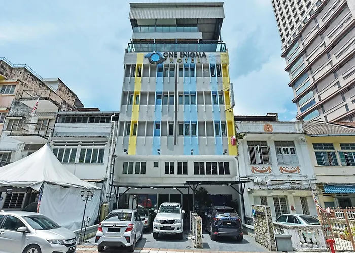 Oyo 91009 One Enigma Hotel