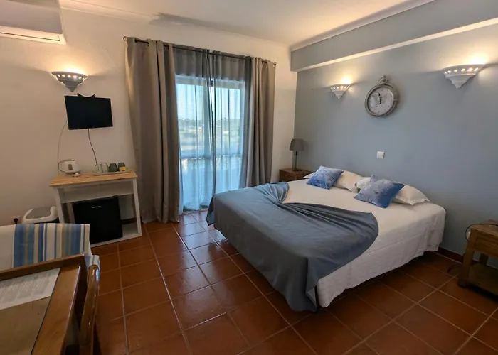 Hotel Casa Rosa Montes Luz