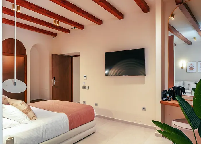 La Montre Luxury Boutique Suites Rethymno