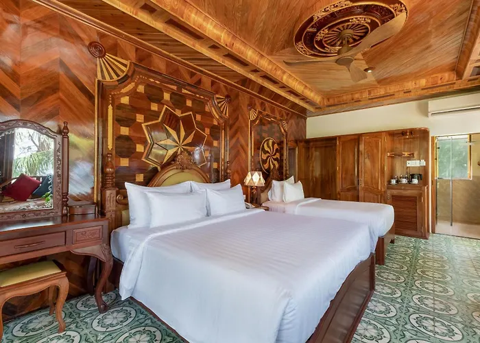 Coco Palm Beach Resort Phú Quốc