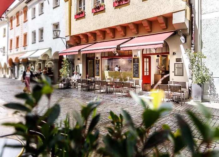 Chin-Chin Hotel Ehemals Bohemian Hotel Ratisbona