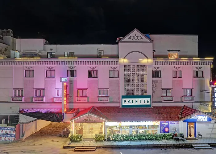 Oyo Palette - Hotel Victoria Madrás