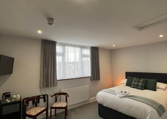 Brynhyfryd Guest House Cardigan